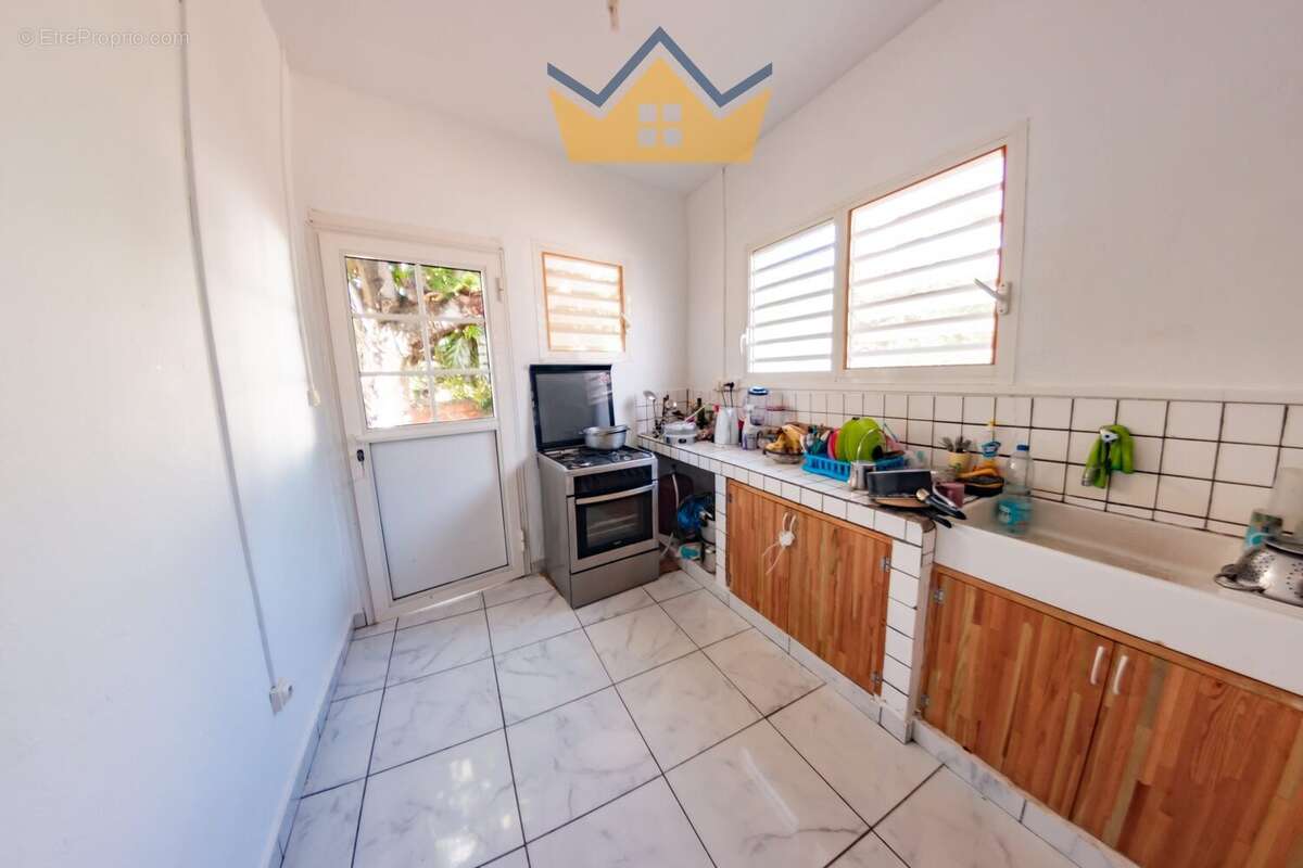 Maison à SAINT-ESPRIT