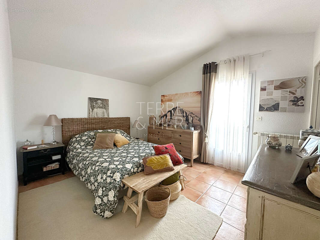Maison à SAINT-CYPRIEN