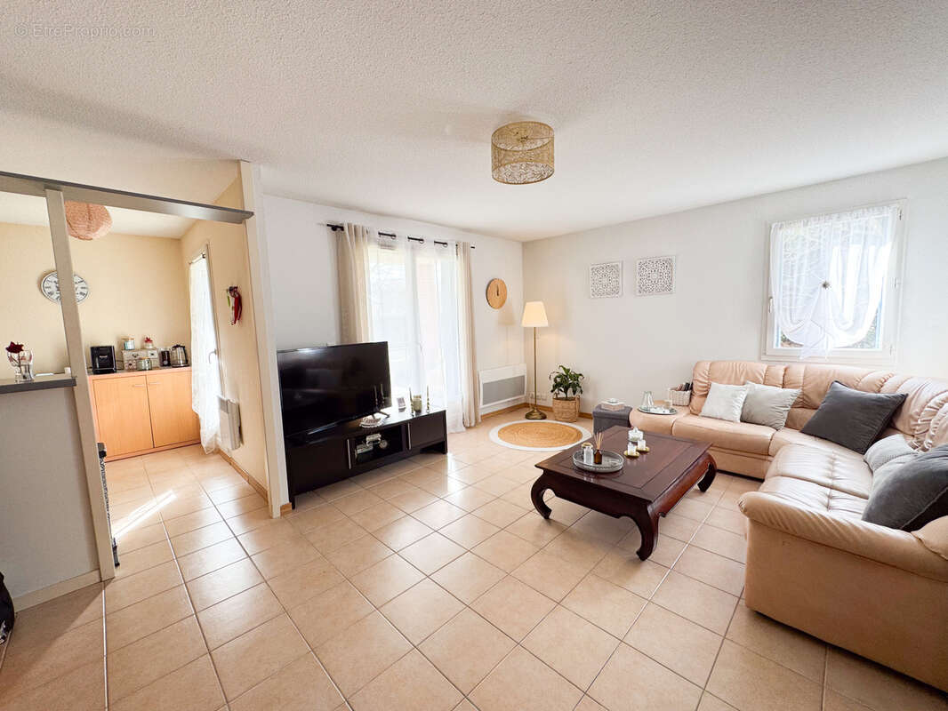 Appartement à LAYRAC