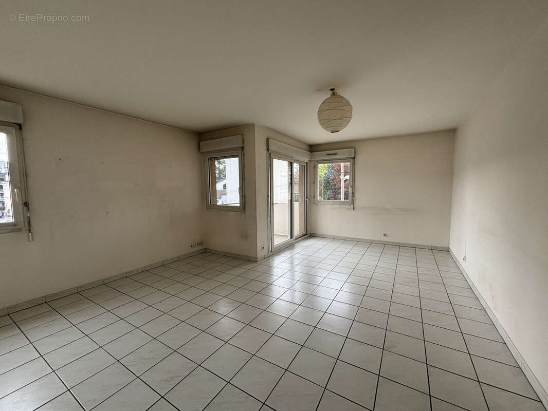 Appartement à SAINT-JULIEN-EN-GENEVOIS