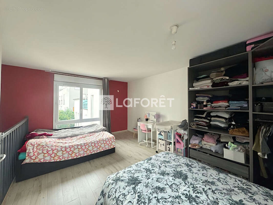 Appartement à STAINS