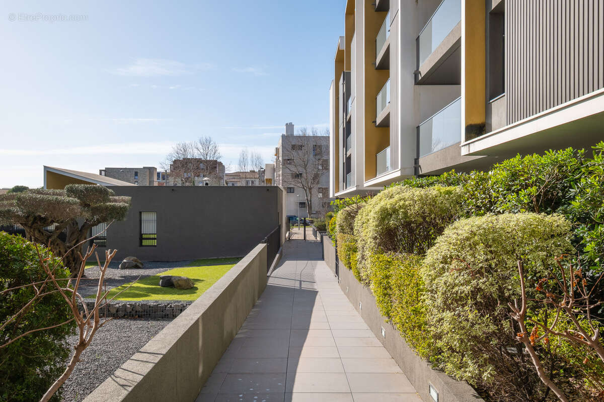 Appartement à SAINT-JEAN-DE-VEDAS