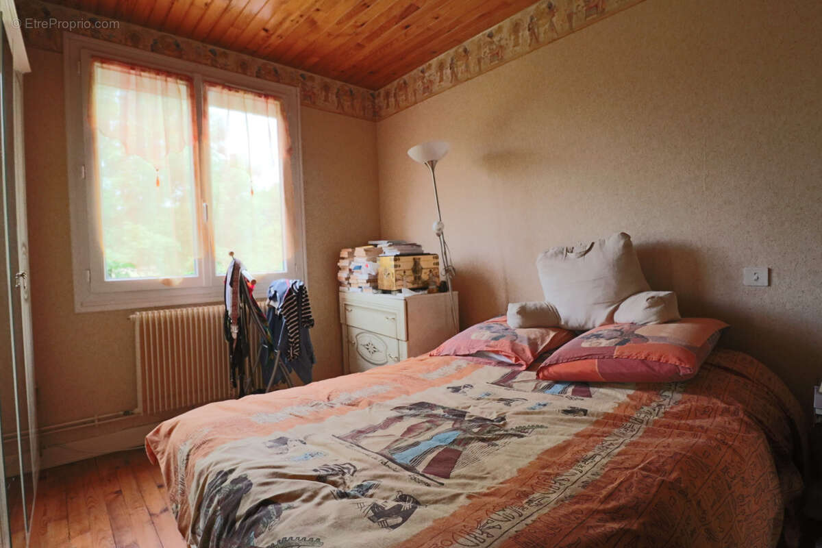 Maison à MURAT-LE-QUAIRE