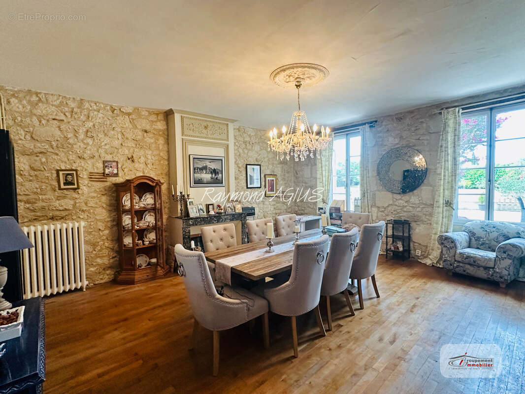 Une Élégante Maison de Maître au Cœur du Vignoble de Dordogne - photo 11