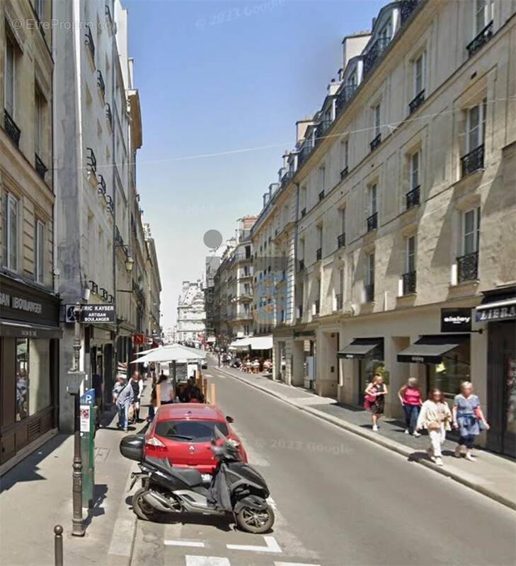 Commerce à PARIS-7E