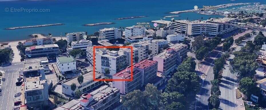 Appartement à SAINT-LAURENT-DU-VAR