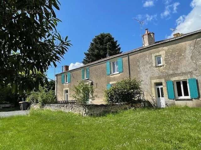 Maison à BRION-PRES-THOUET