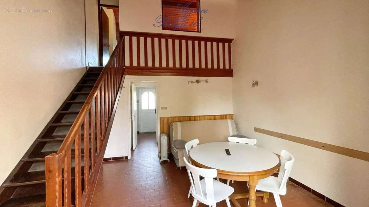 Appartement à HYERES