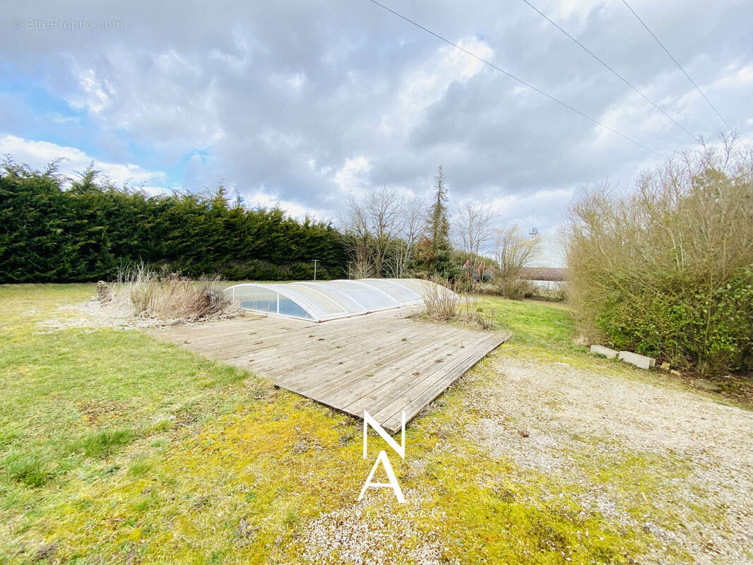 Maison à FRANCHEVILLE