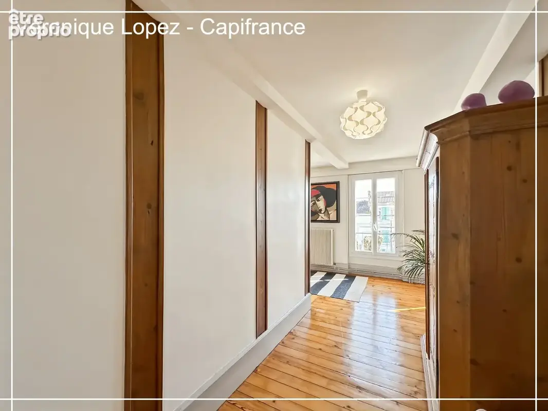 Agen quartier Préfecture, élégante demeure du XIXe siècle de 292 m² avec ascenseur, jardin, garage et piscine - photo 19