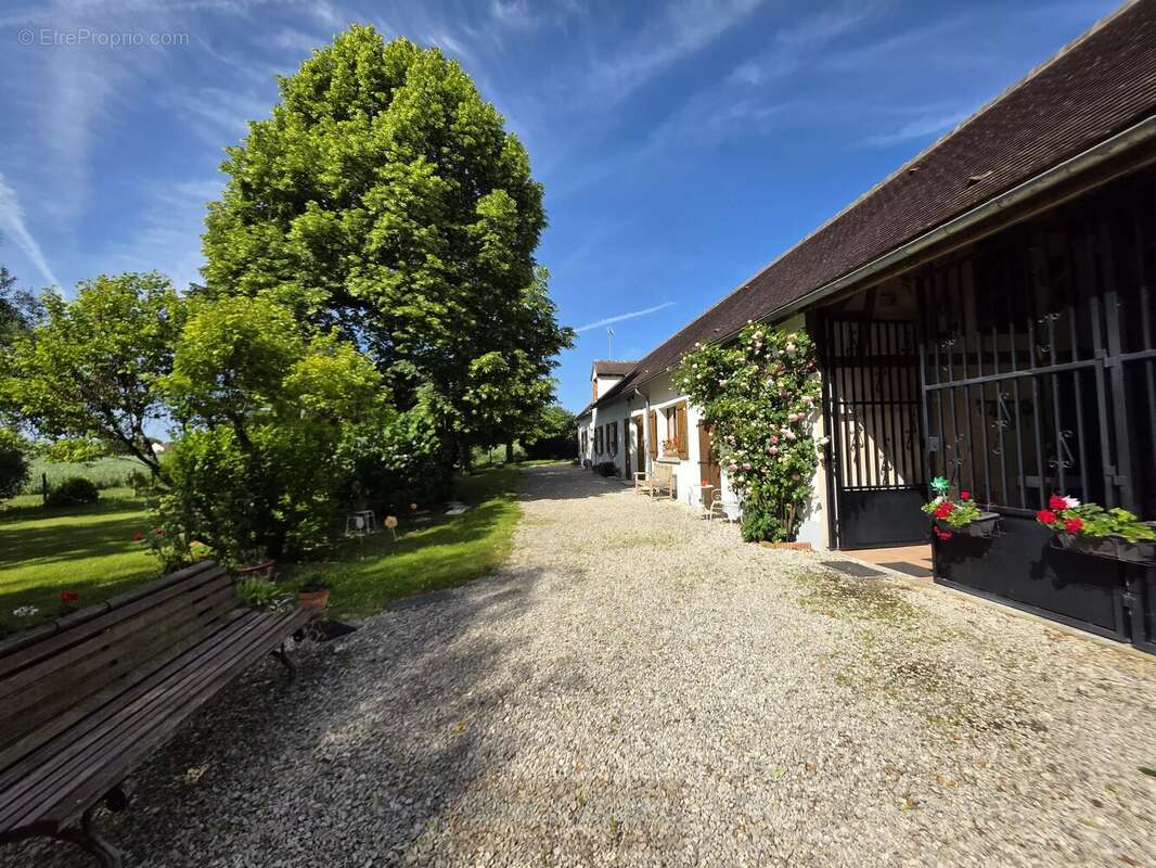 Maison à LADON