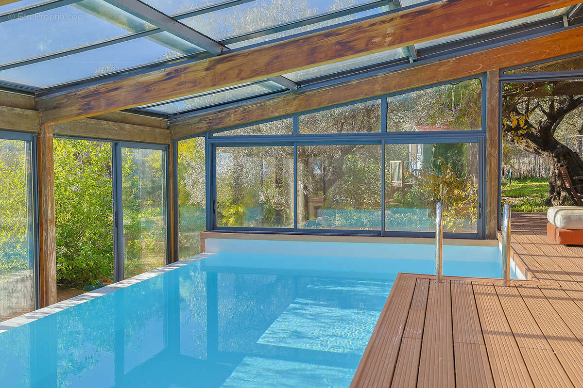 Maison à SOLLIES-PONT