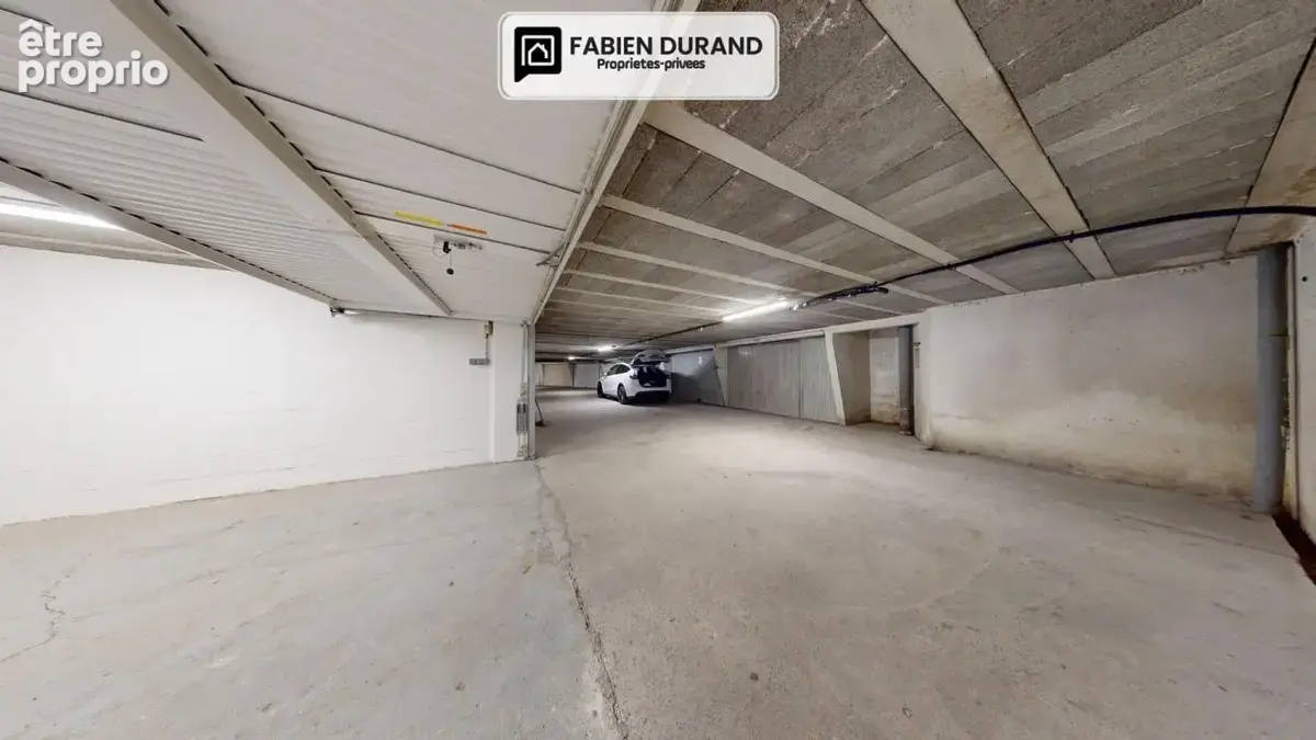 Double garage fermé ? 24 m² ? mandelieu-la-napoule ? résidence les 3 rivières - photo 9