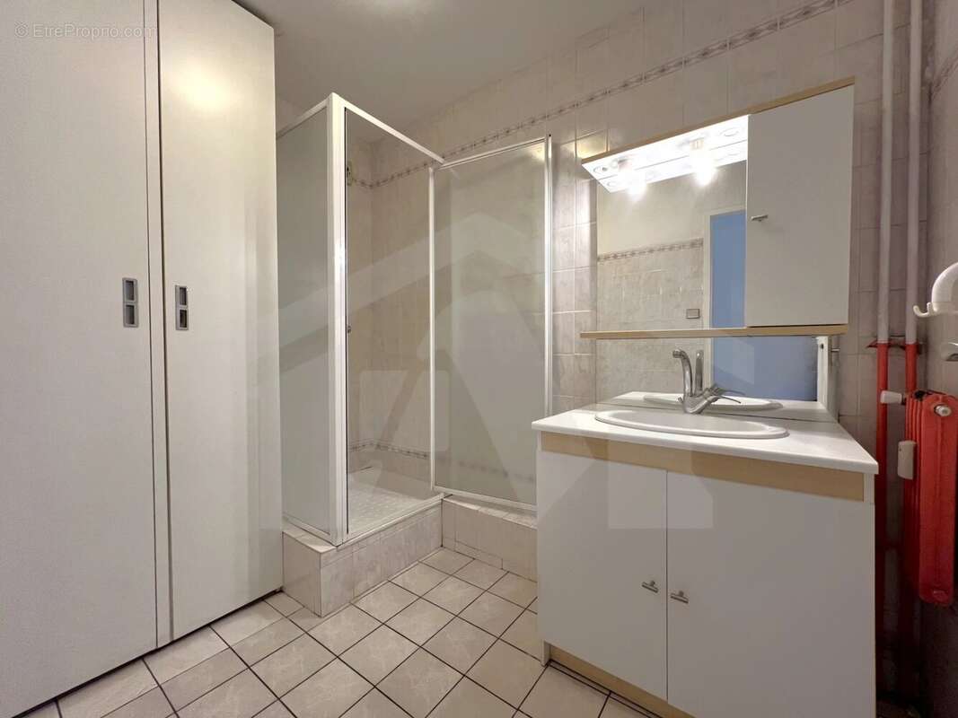 T4 rue gerard philipe - photo 5