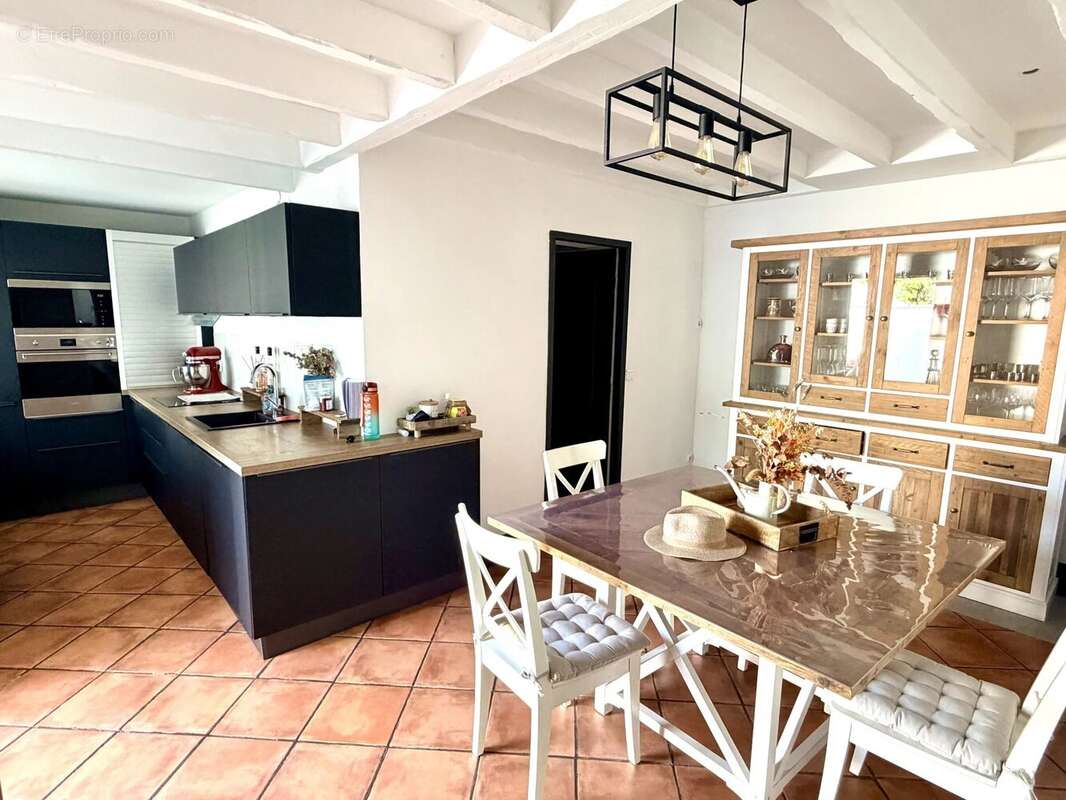 Bègles Maison coup de coeur de plain pied avec piscine - photo 6