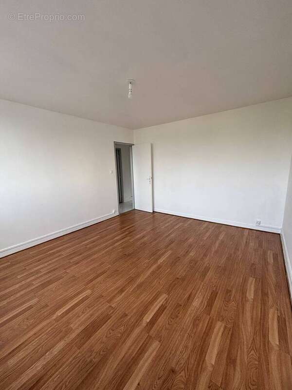 Appartement 72 m² à Limoges  - photo 18