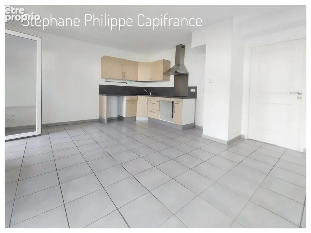 Maison 4 pièces 77 m² · à Ploemeur · 77 m² · 329 950 €