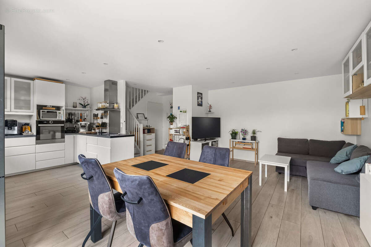 Photo 3 - Appartement à SAINT-PRIEST