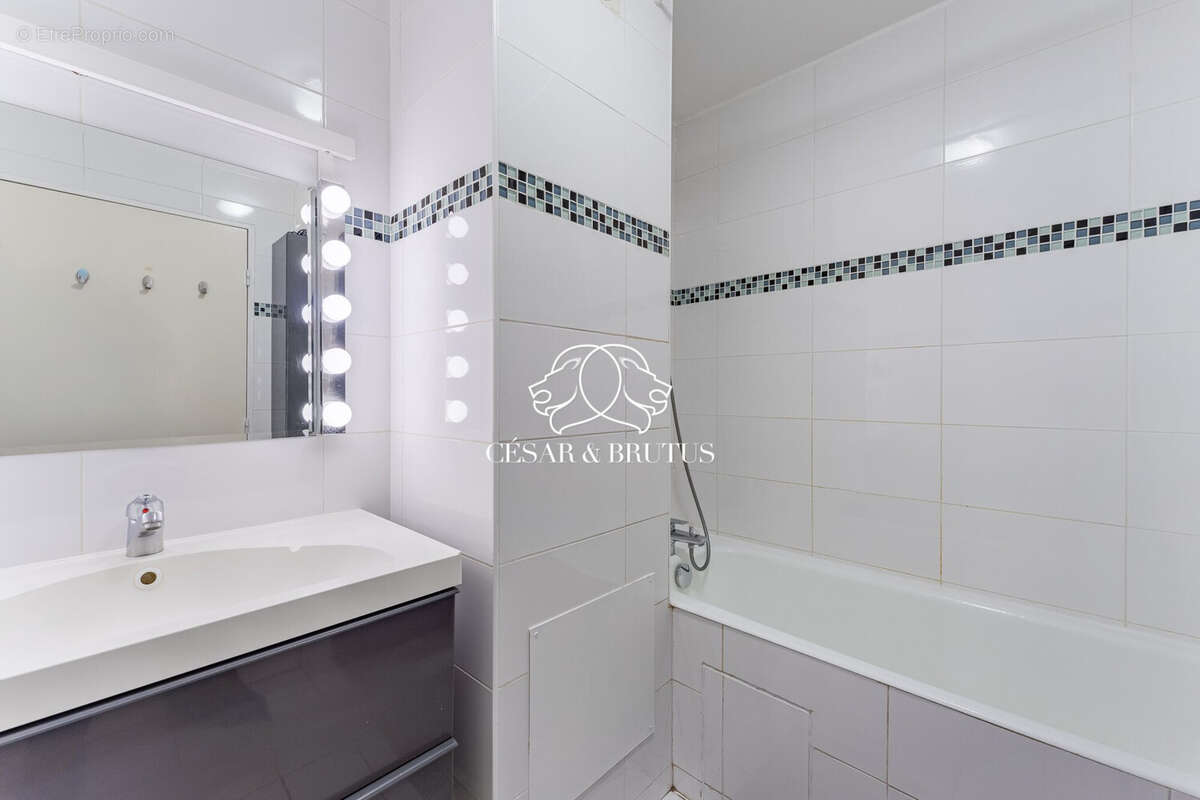 Appartement à LYON-8E