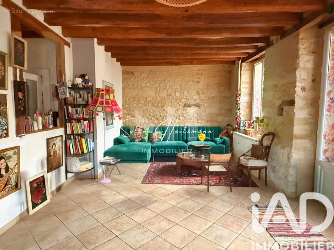 Photo 2 - Maison à VILLEMARECHAL