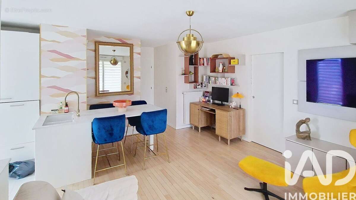 Photo 2 - Appartement à RUEIL-MALMAISON