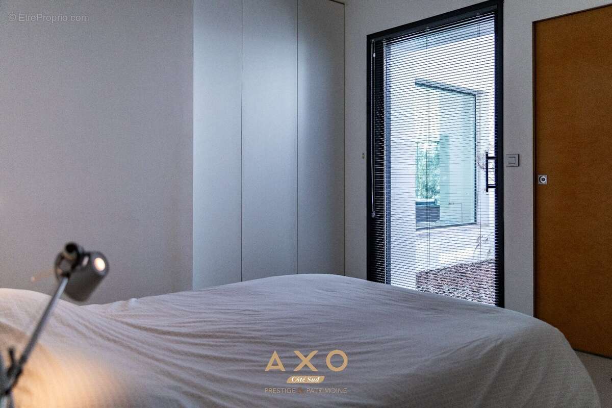 Maison à LE THOLONET