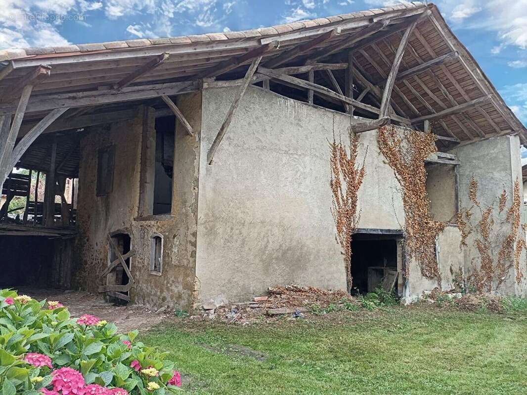 Maison à LASSERRE