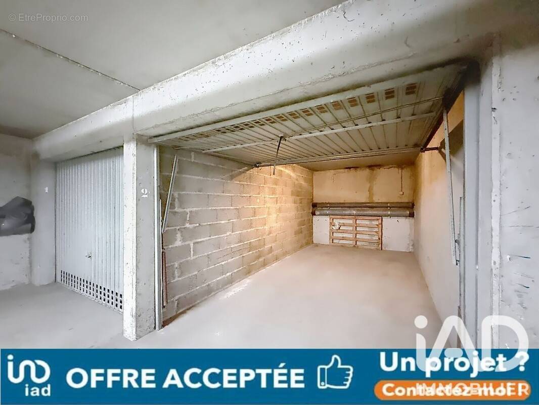 Photo 1 - Parking à GRENOBLE