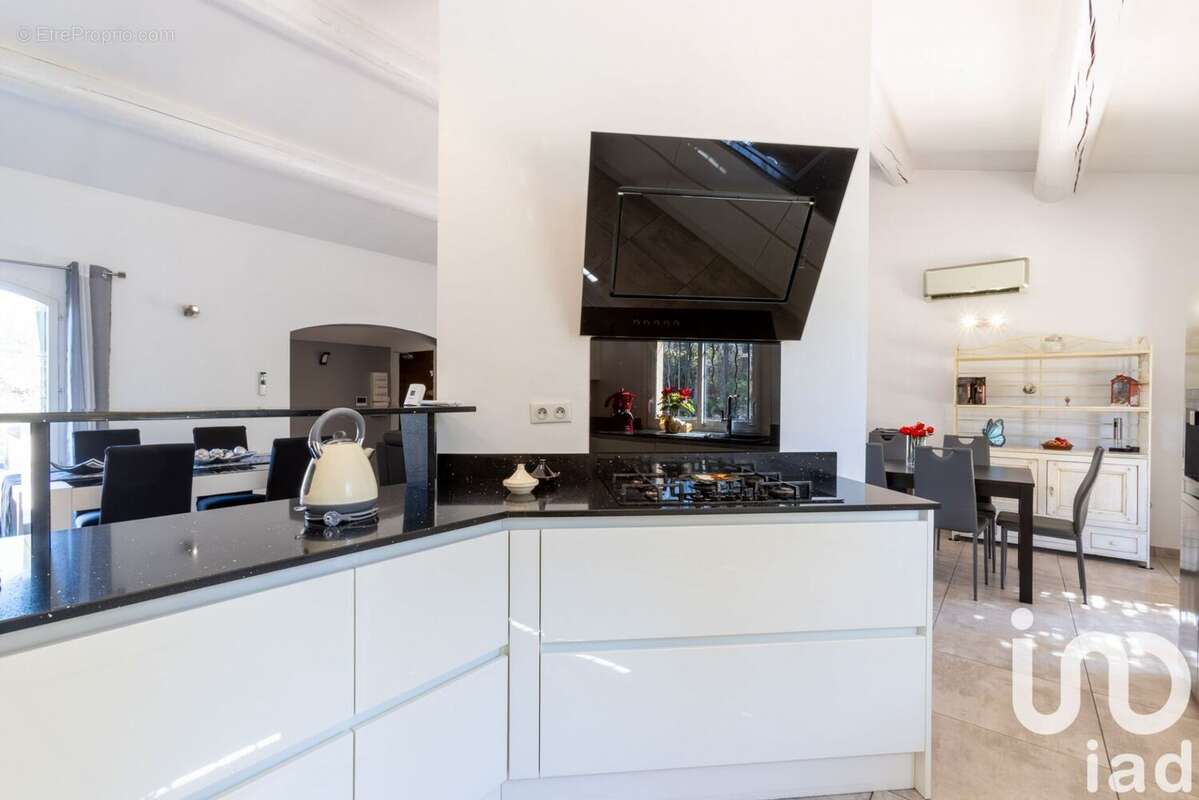 Photo 9 - Maison à JOUQUES