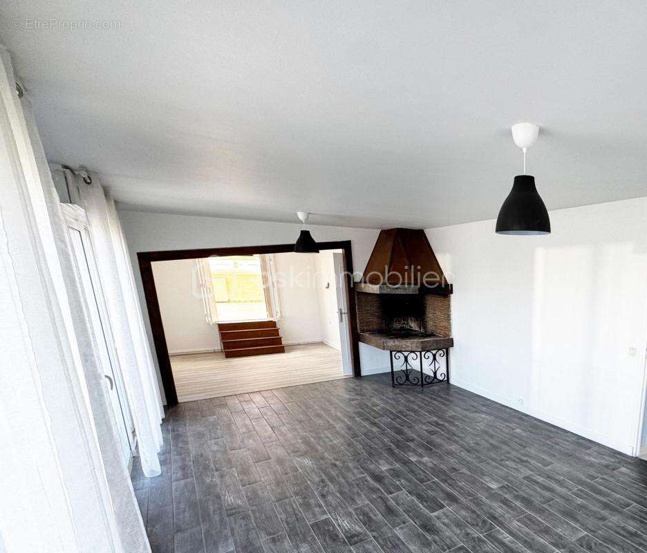 Maison à LA FERTE-MACE