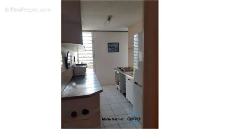 Appartement à LES ABYMES