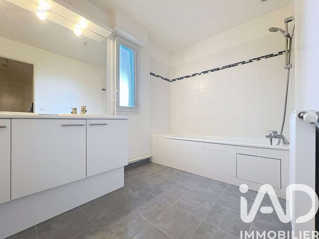 Photo 9 - Maison à OTHIS