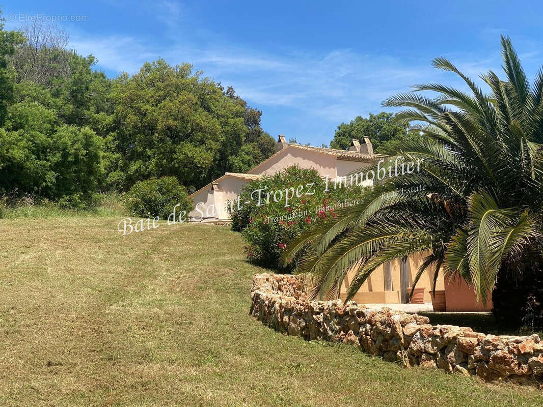 Maison à GRIMAUD