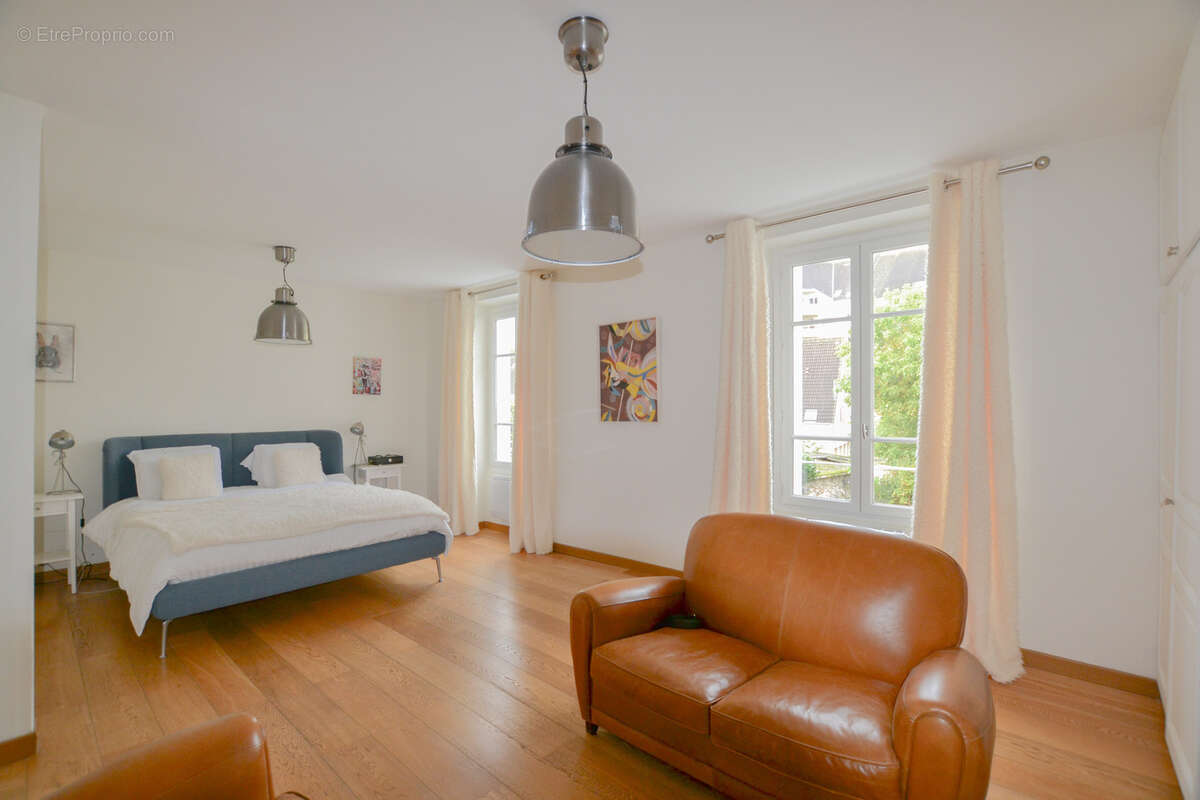 Maison  familiale -  centre ville - longjumeau - photo 9