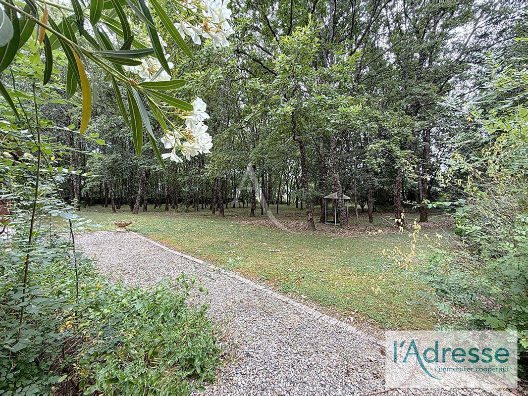 Maison à VILLENEUVE-LES-BOULOC