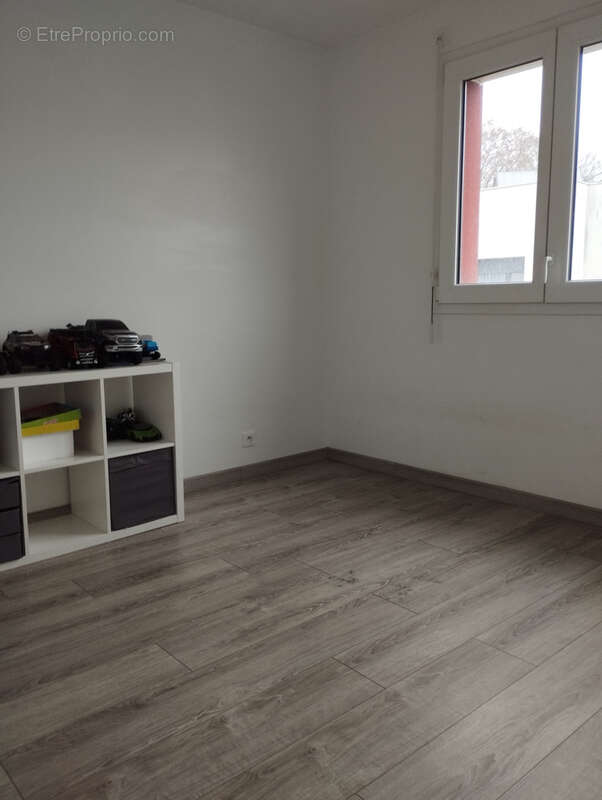 Maison à FLEURY-MEROGIS