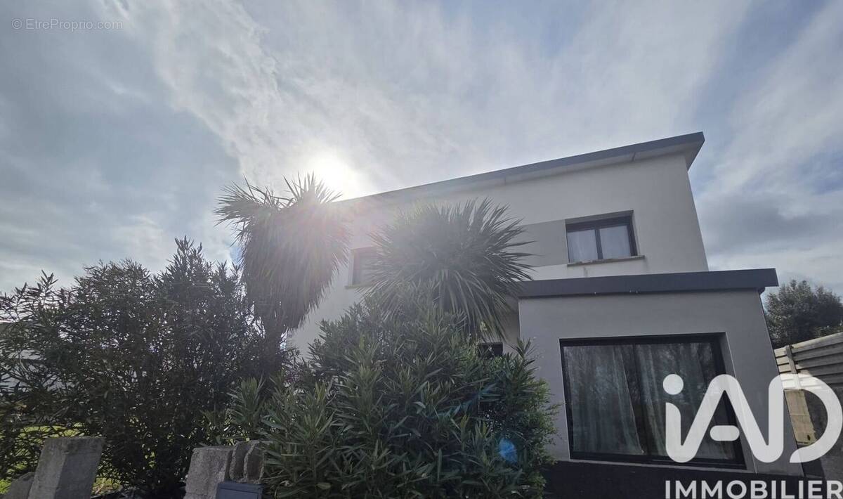 Photo 1 - Maison à CONCARNEAU