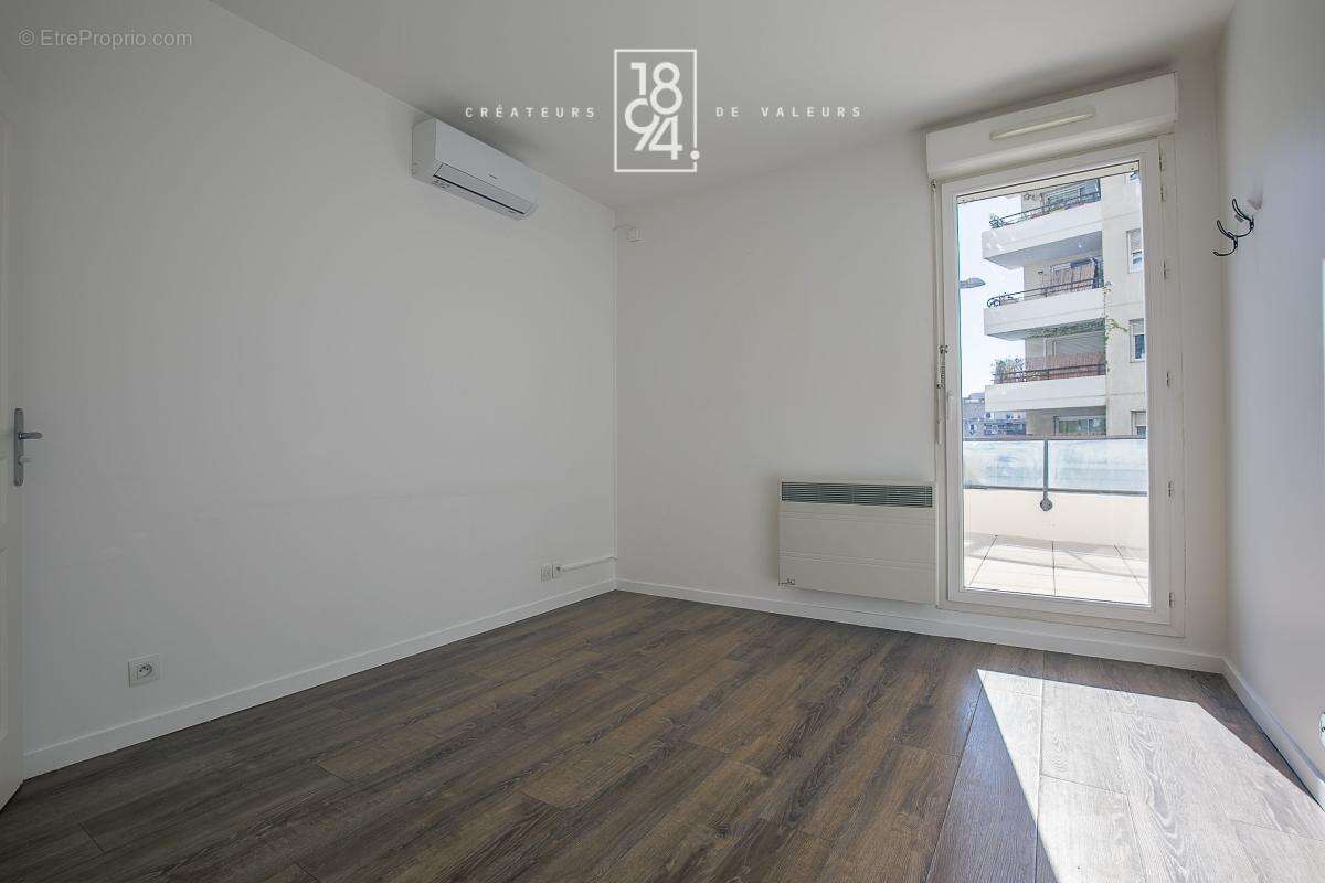 Appartement à MARSEILLE-8E