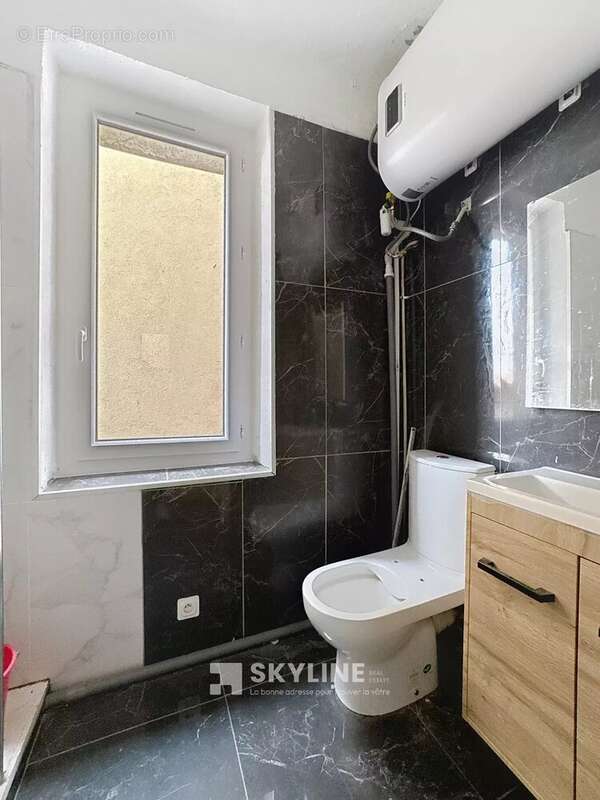 Appartement à MARSEILLE-5E