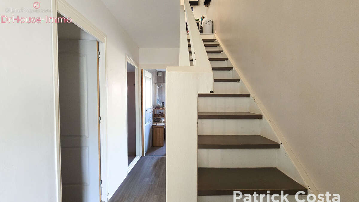 Appartement 71 m² à Le Lavandou  - photo 26