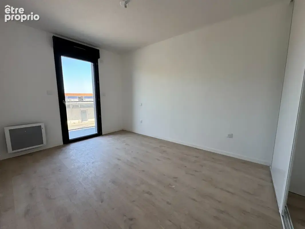 Appartement  5 pièces 105m² + 2 Balcons + Patio + Jardin + 2 parkings sous-sol ! POUVOURVILLE - photo 9