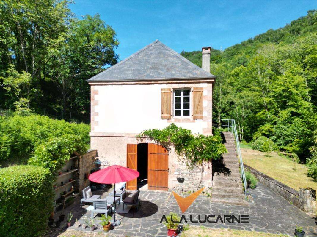 Maison à VILLAC