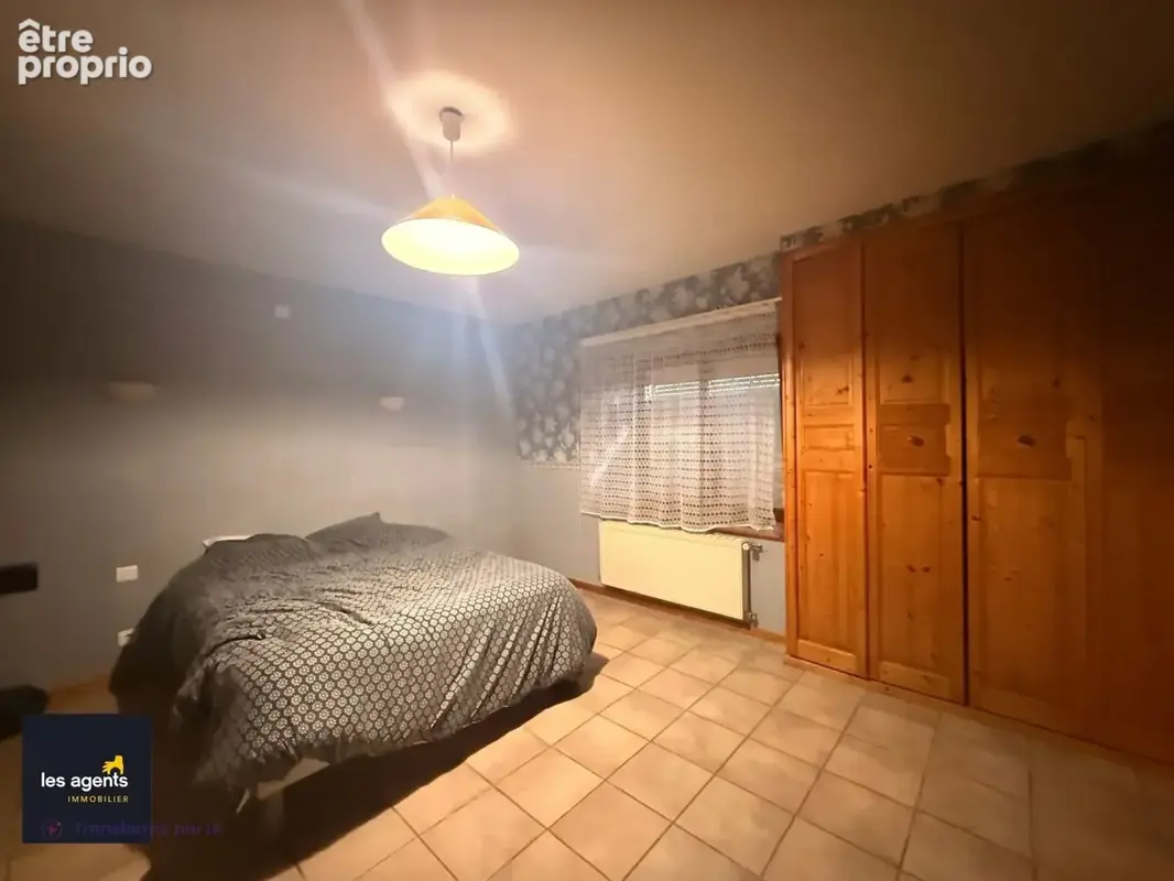Maison  6 pièce(s) - photo 8