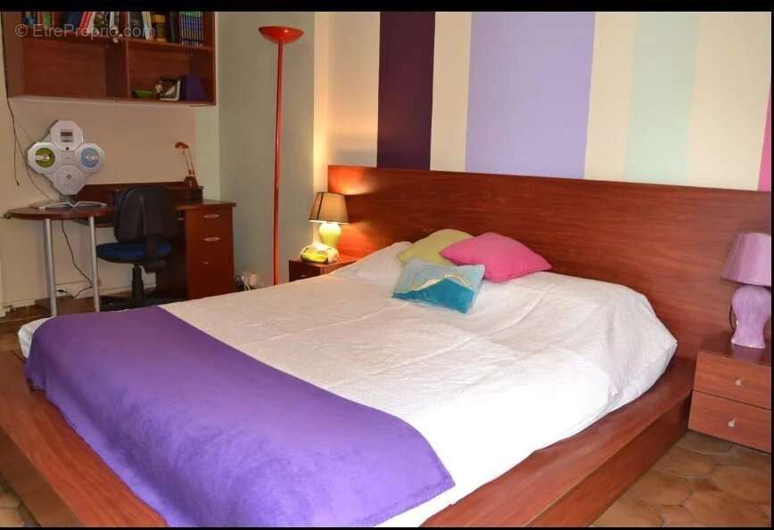 Appartement à SIX-FOURS-LES-PLAGES