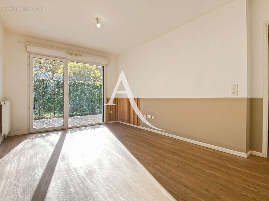 Appartement à BOIS-D'ARCY