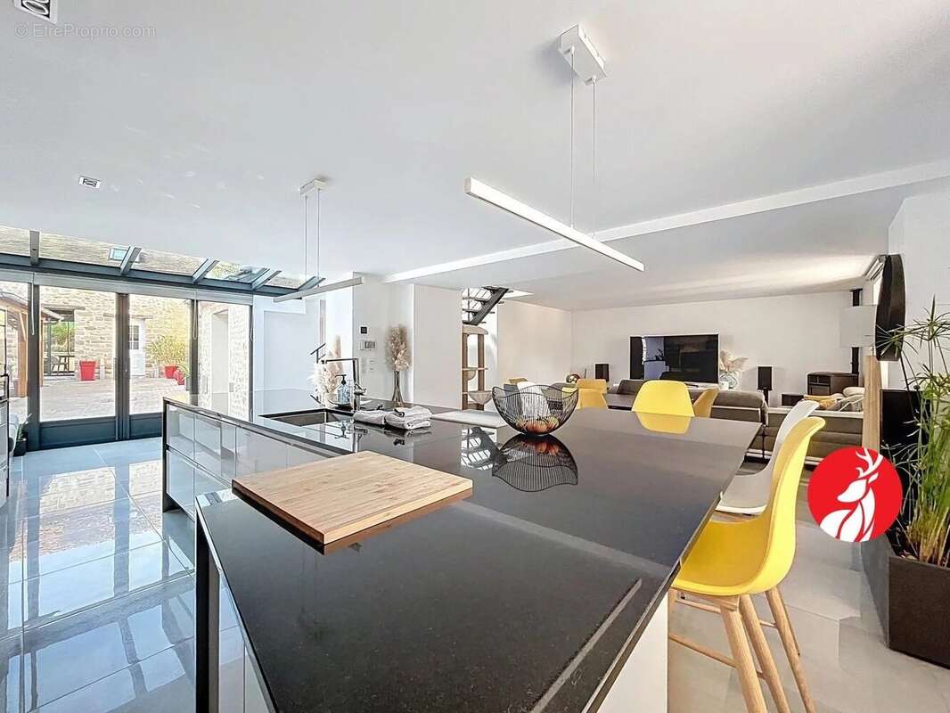 Maison à MOIGNY-SUR-ECOLE