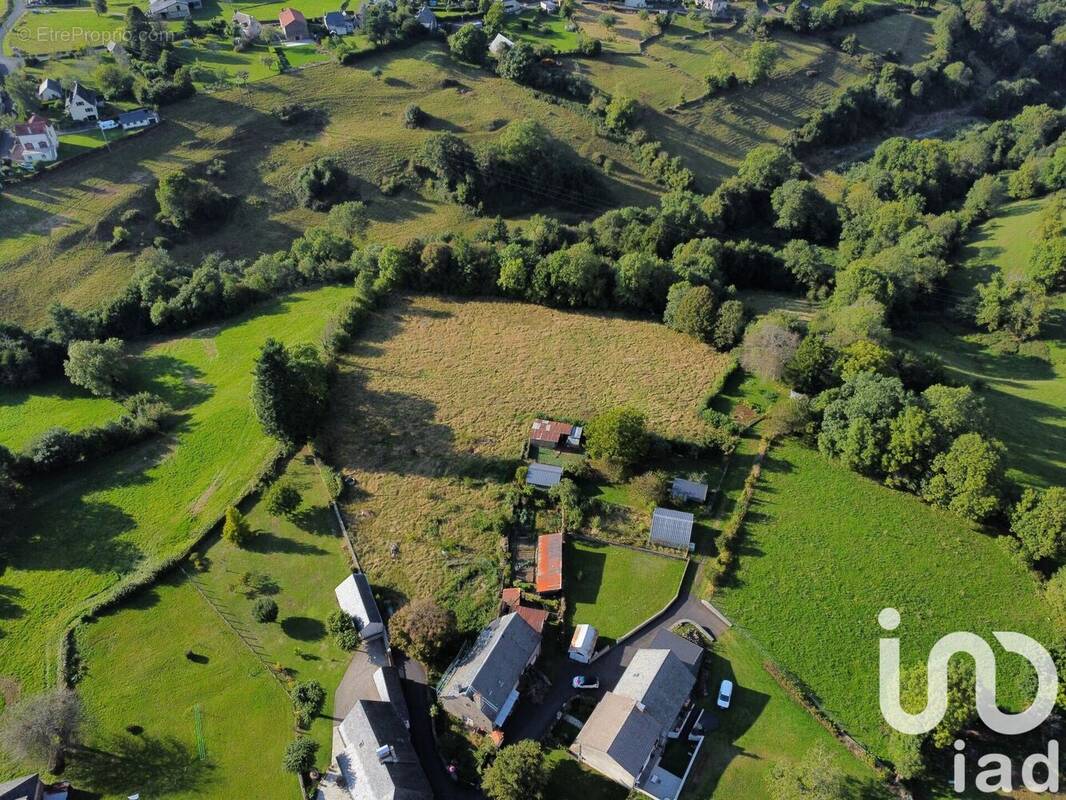 Photo 1 - Maison à ALLY