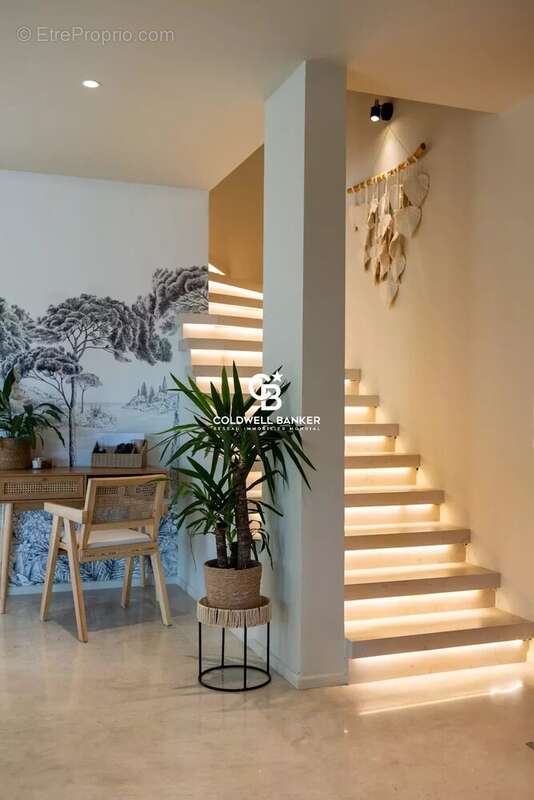 Maison à CARQUEIRANNE