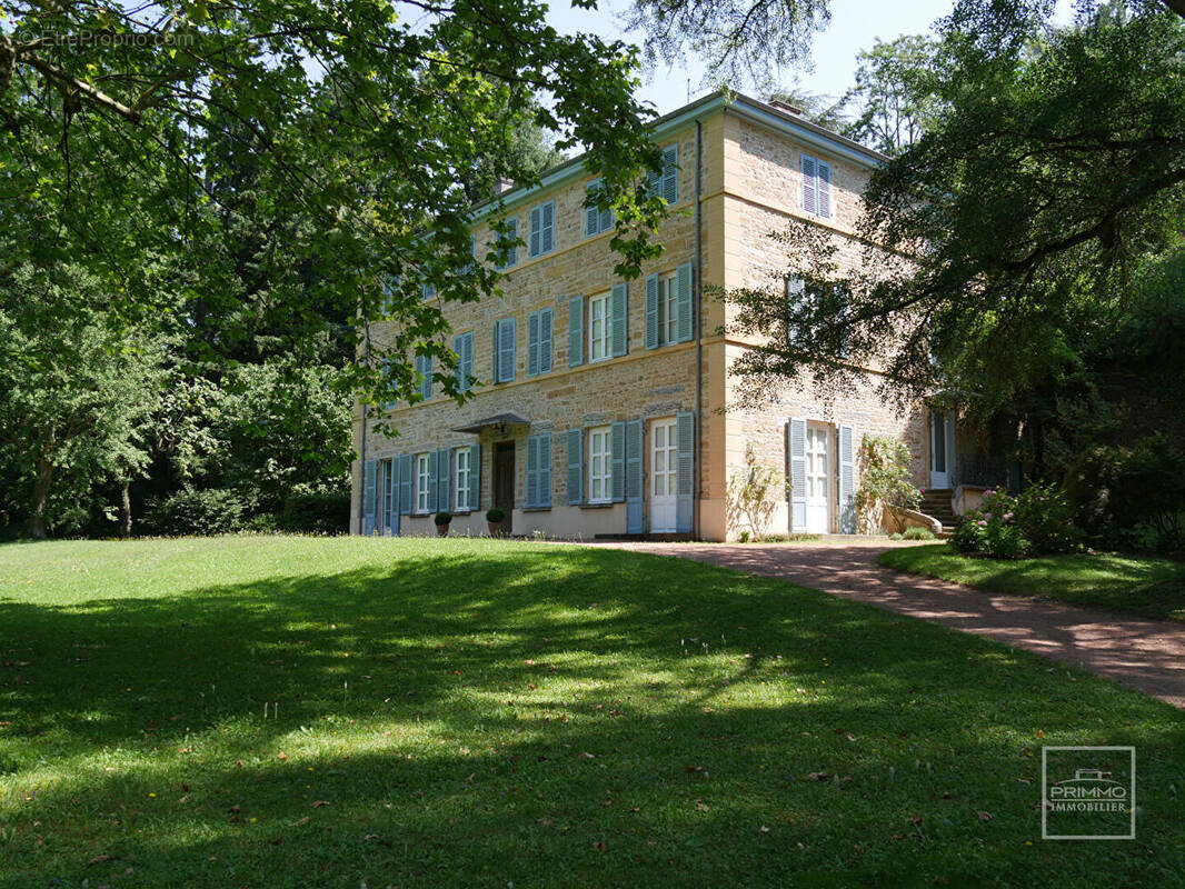 Appartement à SAINT-CYR-AU-MONT-D'OR