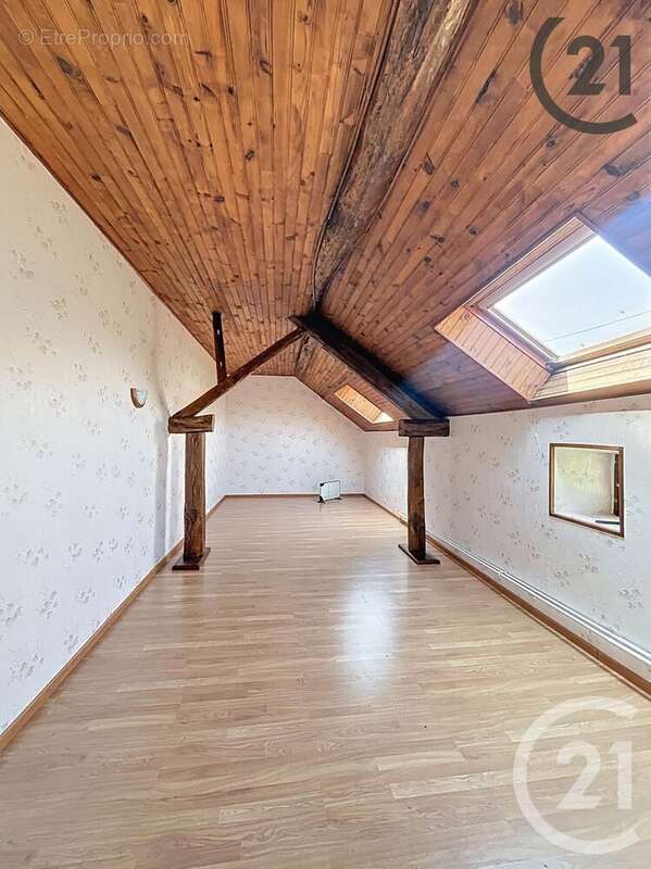 Maison 140 m² à Nitry  - photo 11